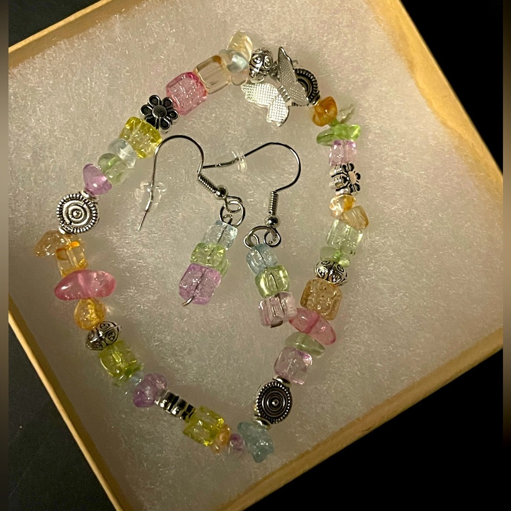 Beaded Necklace and Bracelet Set- 2 Piece Set